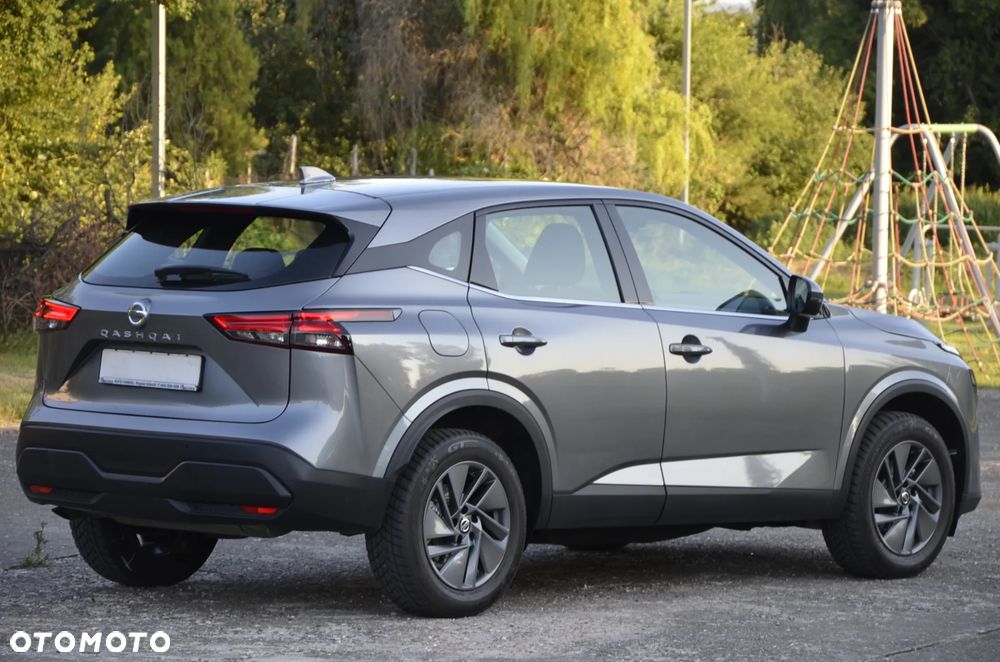 Nissan Qashqai - 11