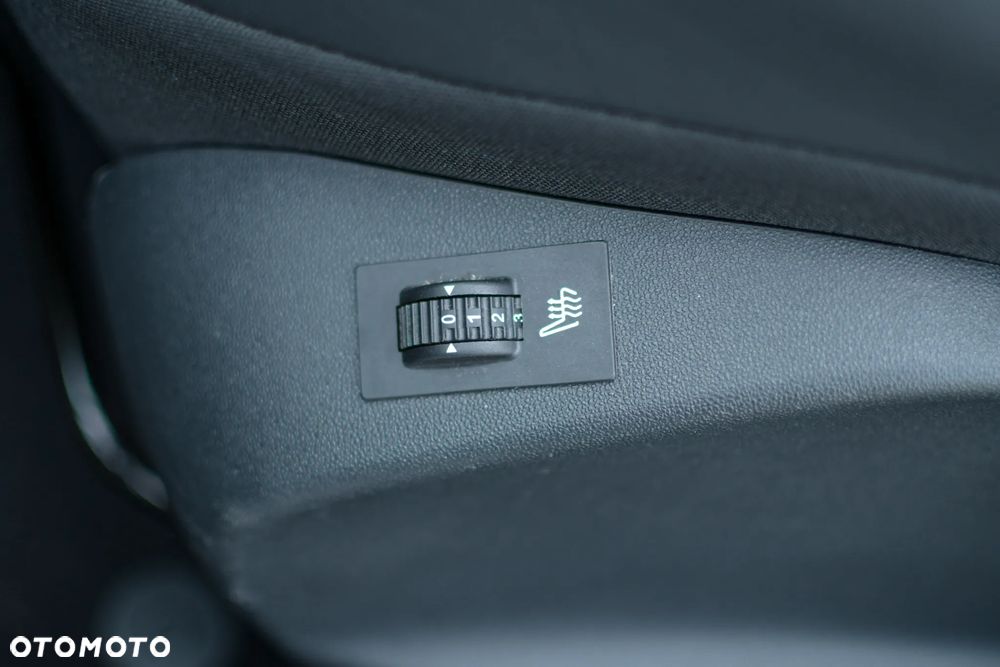Peugeot 2008 - 24