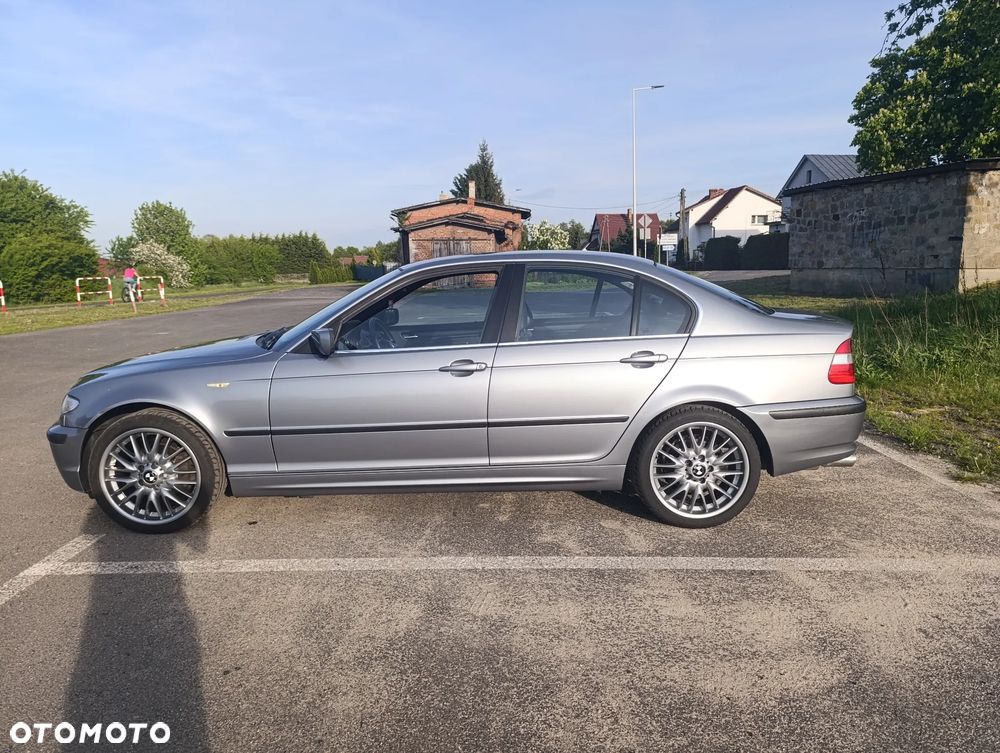 BMW Seria 3 318i - 2
