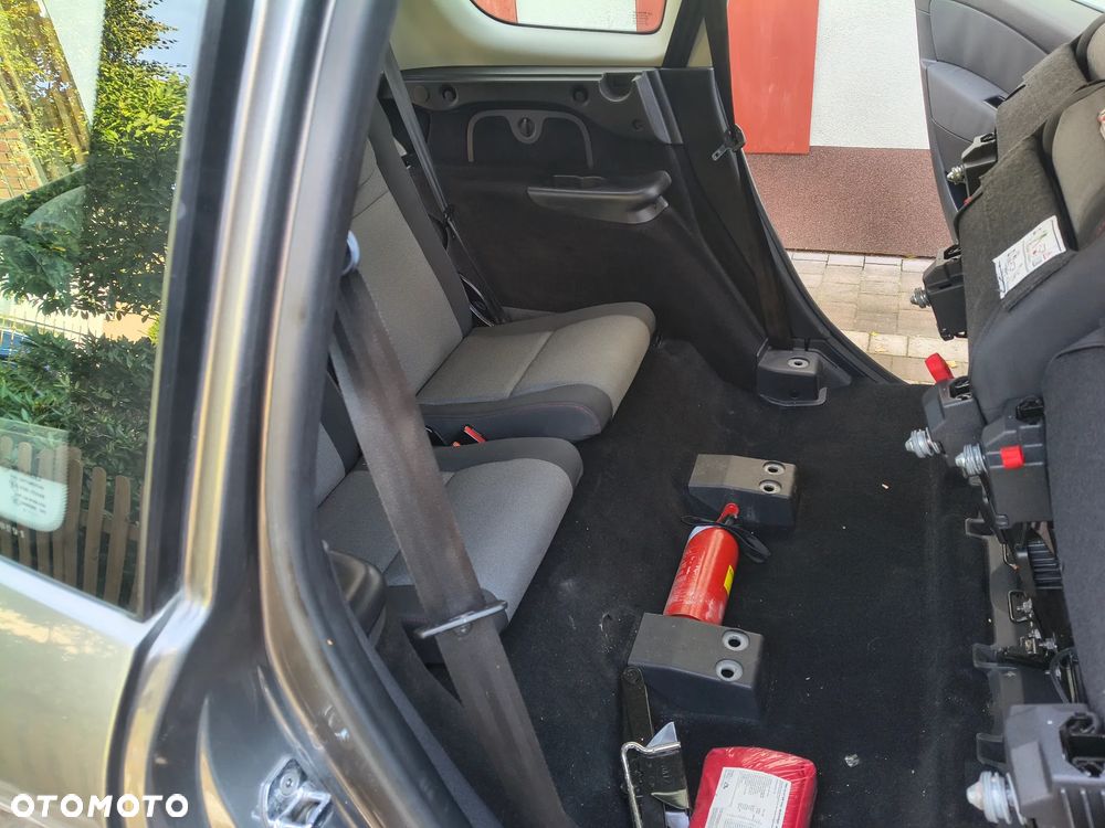 Renault Scenic 2014 photo 4