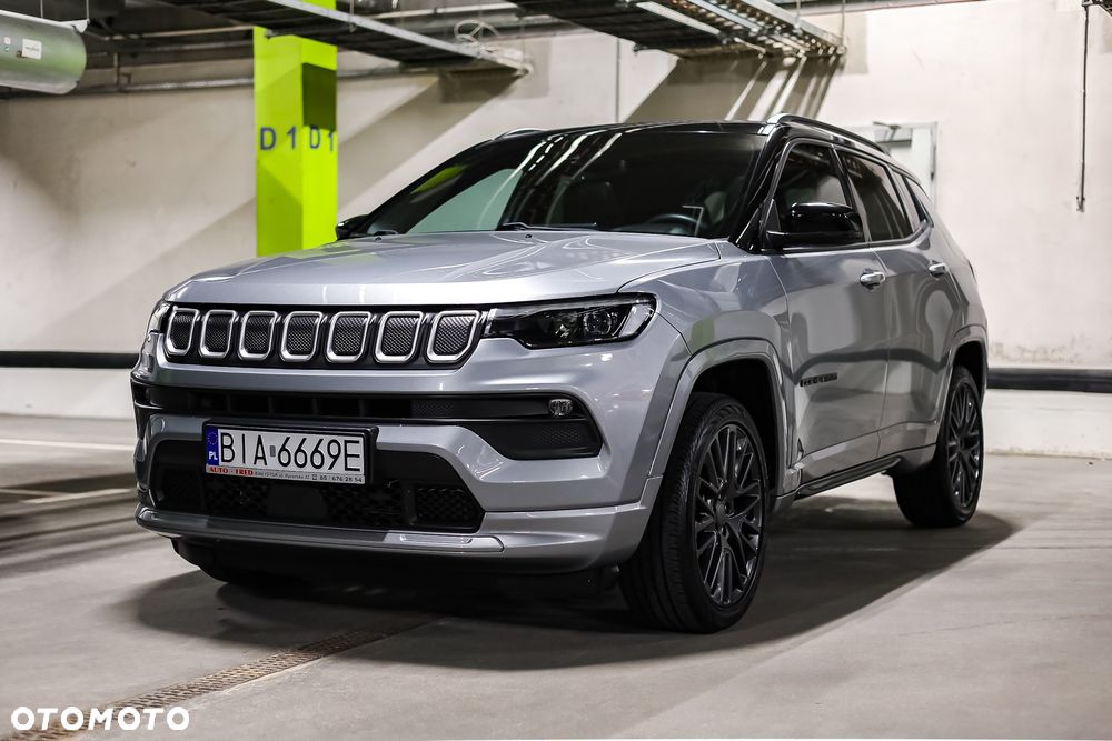 Jeep Compass - 1