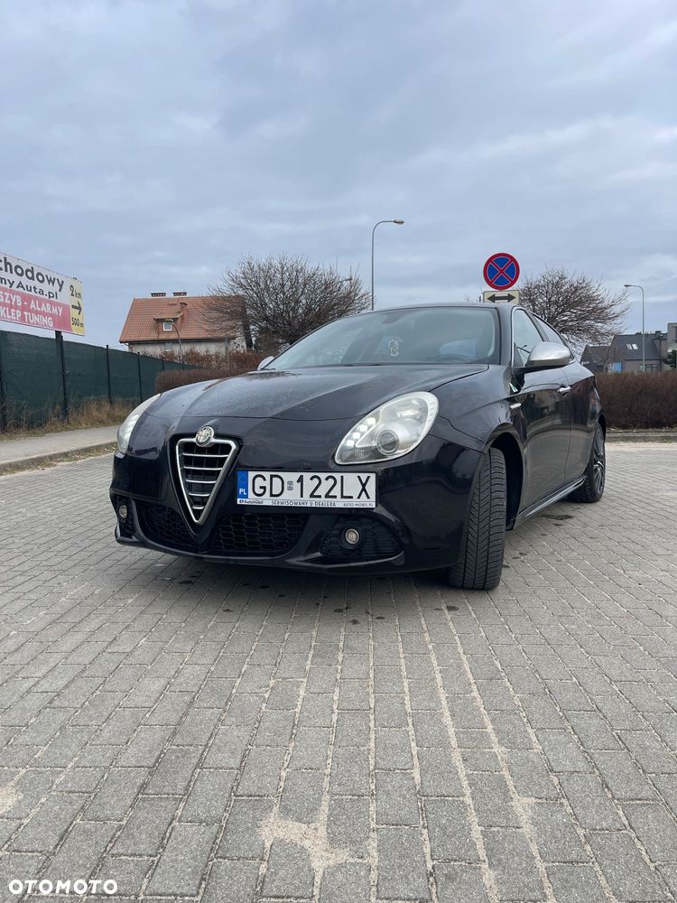 Alfa Romeo Giulietta 2.0 JTDM Distinctive - 1