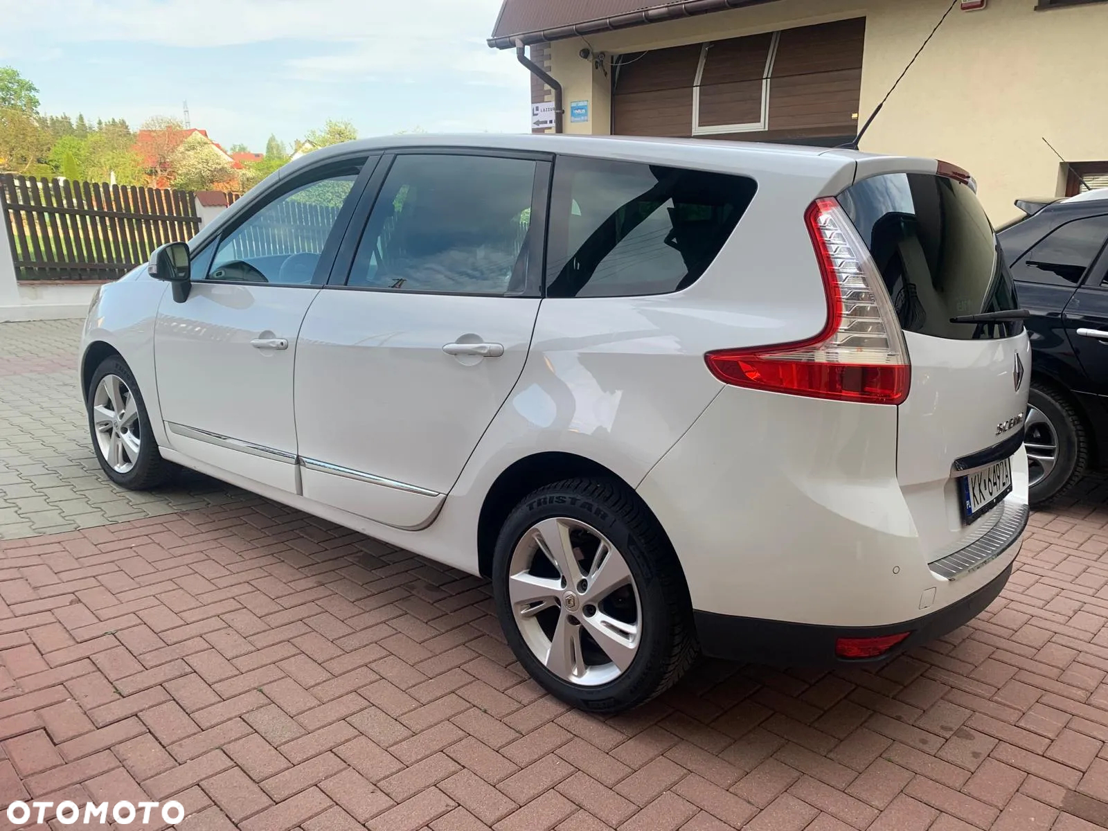 Renault Grand Scenic ENERGY TCe 115 Dynamique - 4