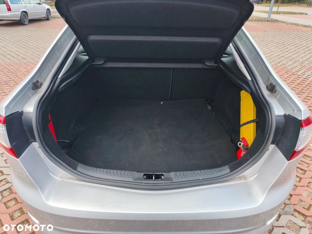 Ford Mondeo 2.0 TDCi Trend - 12