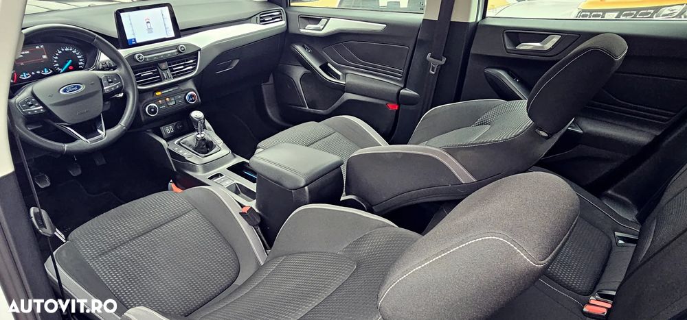 Ford Focus 1.5 EcoBlue Start-Stopp-System TITANIUM X - 9