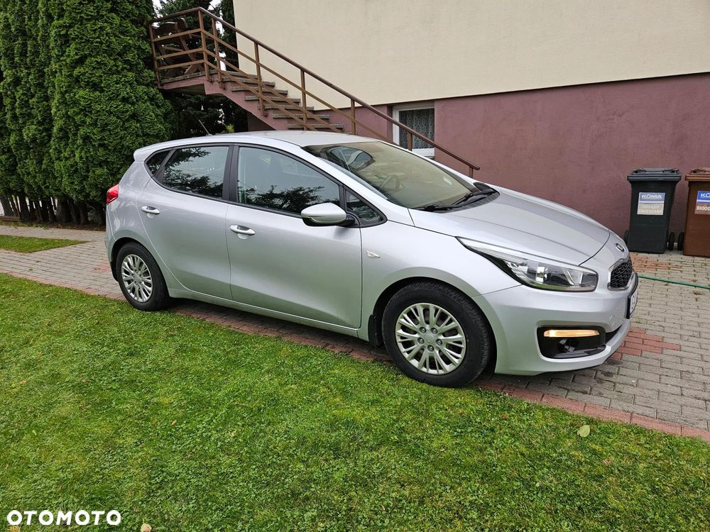 Kia Ceed Cee'd 1.6 CRDi S - 9
