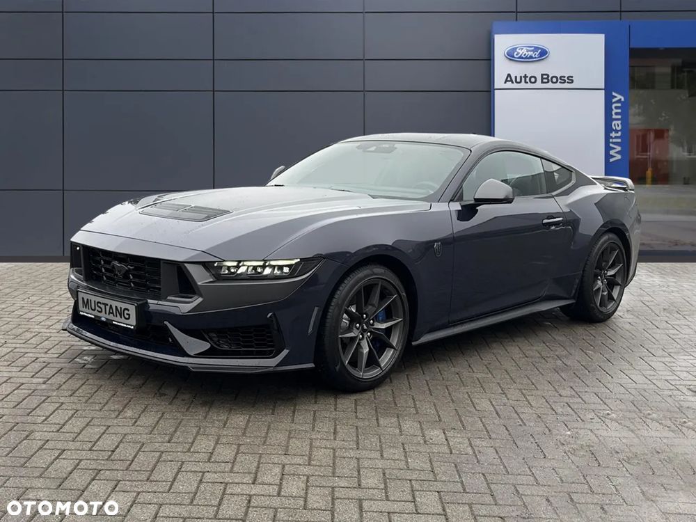 Ford Mustang - 1