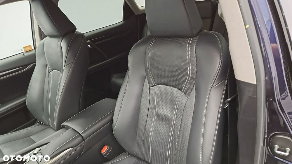 Lexus RX 450h Business Edition - 11