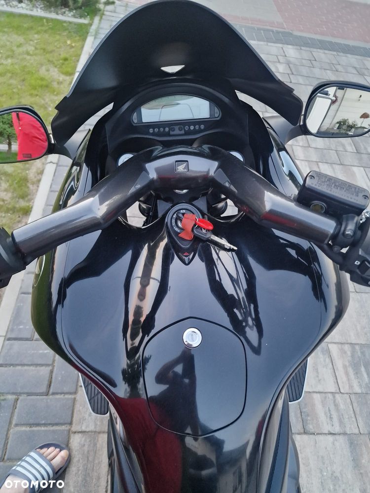 Honda DN-01 - 15