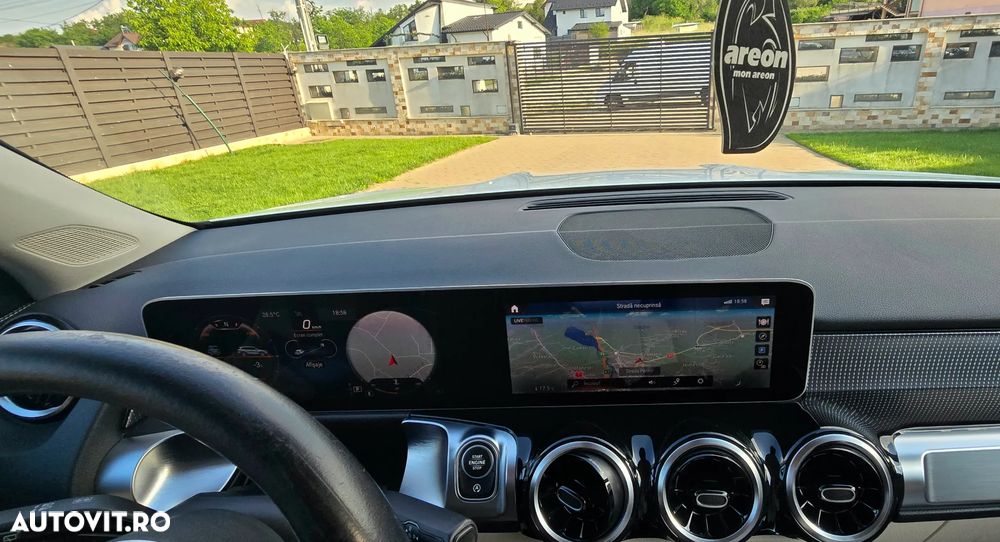 Mercedes-Benz GLB 220 d 4MATIC 8G-DCT AMG Line - 37
