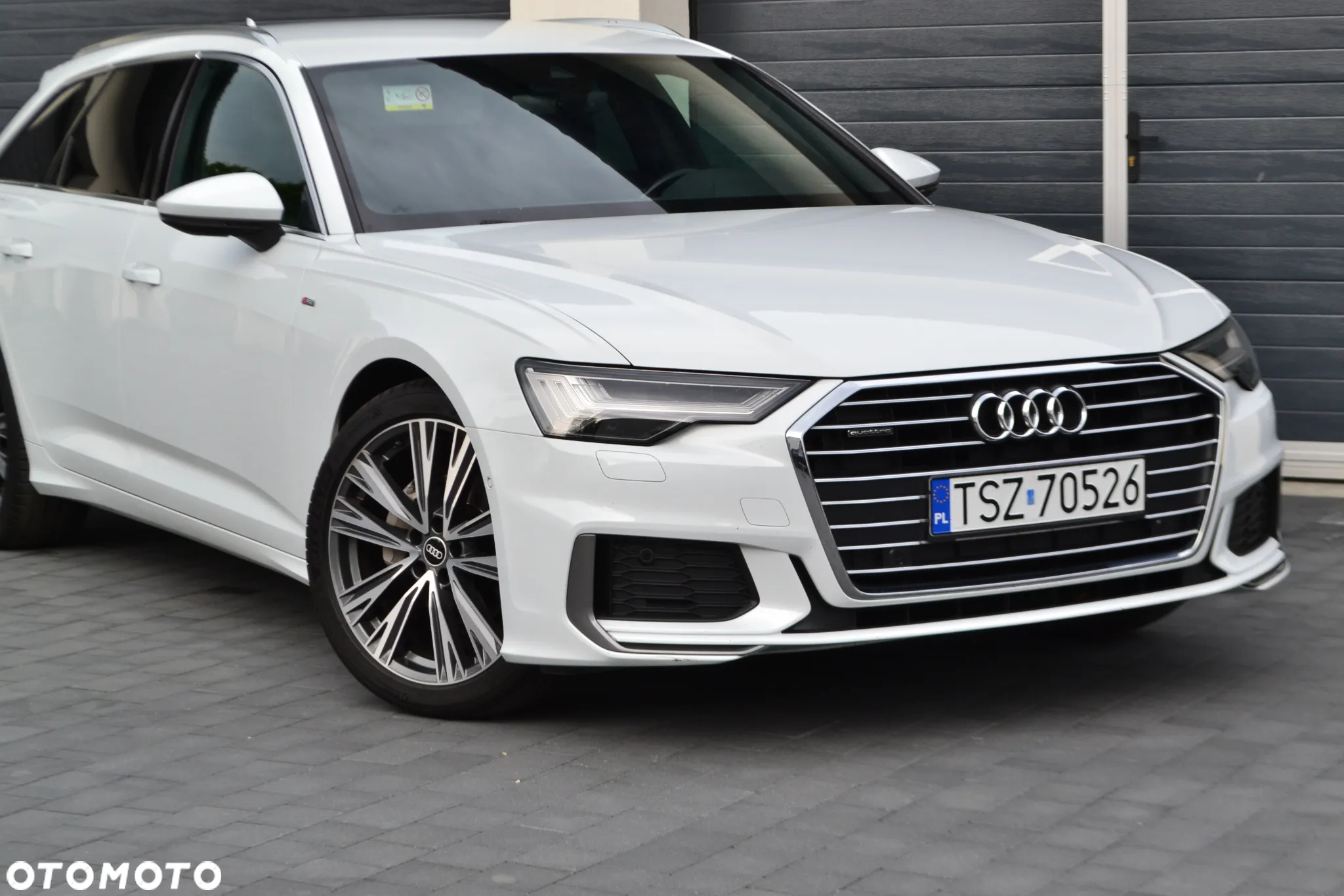 Audi A6 Avant 40 TDI quattro S tronic S line - 12
