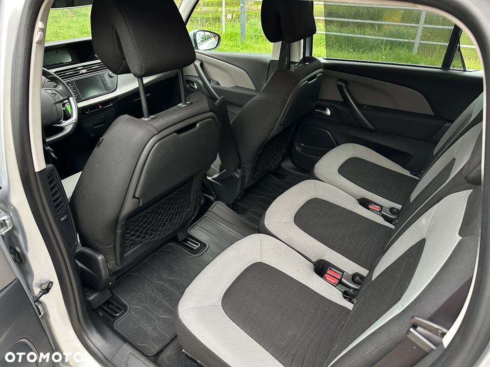 Citroën C4 Grand Picasso 1.6 e-HDi Exclusive - 15