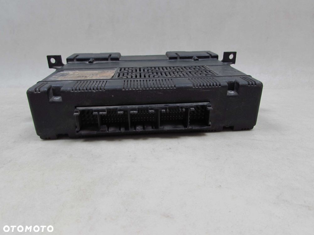 AUDI A8 D2 PANEL NAWIEWU KLIMATYZACJI 4D0820043B - 4