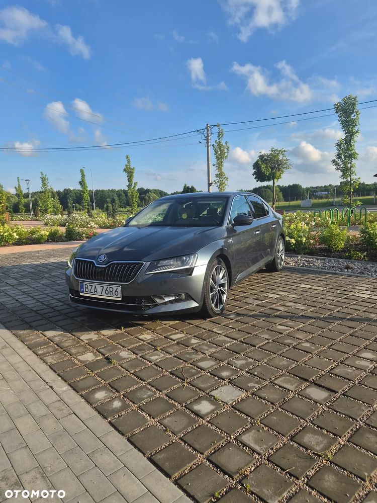 Skoda Superb 2.0 TDI 4x4 L&K DSG - 2