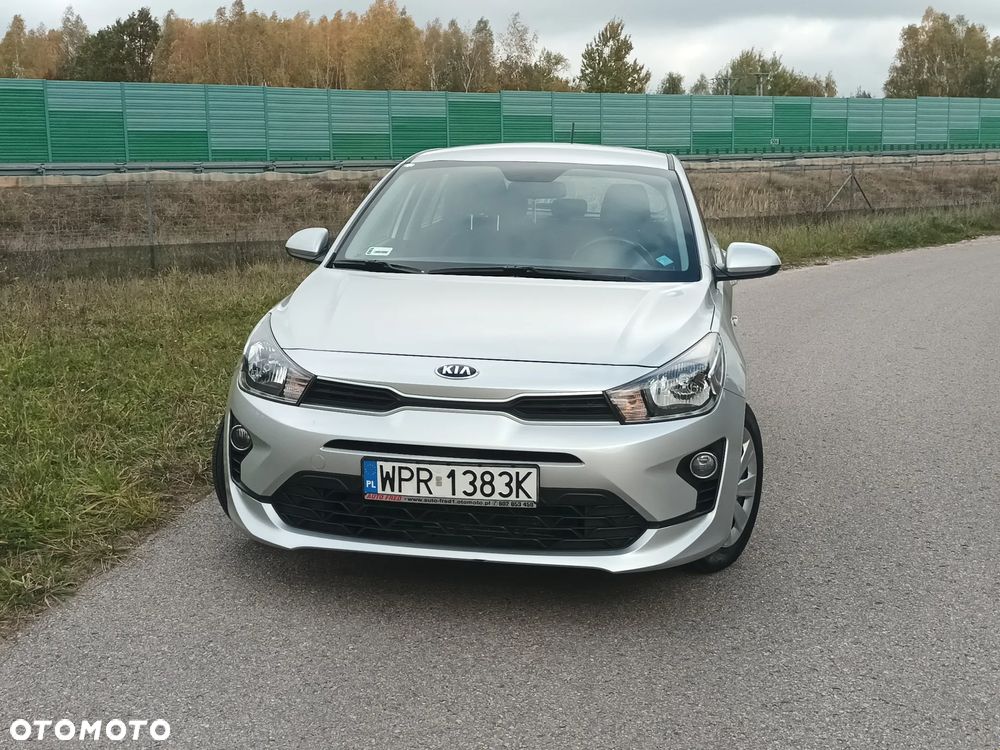Kia Rio - 8