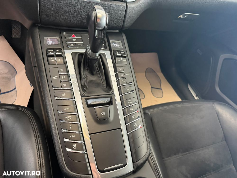 Porsche Macan S - 17