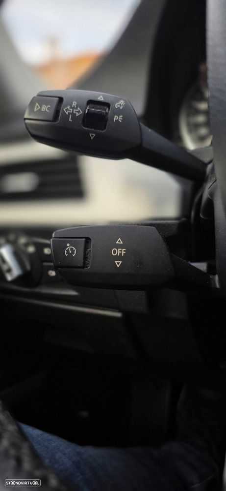 BMW 320 d DPF Touring - 22