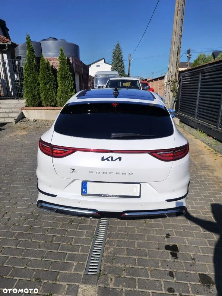 Kia ProCeed 1.5 T-GDI GT Line - 3
