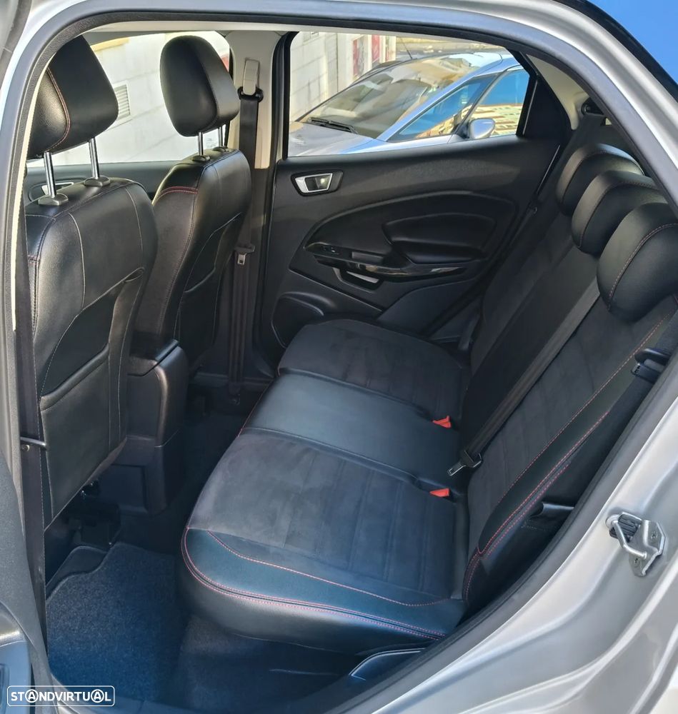 Ford EcoSport 1.0 EcoBoost ST-Line Plus - 23