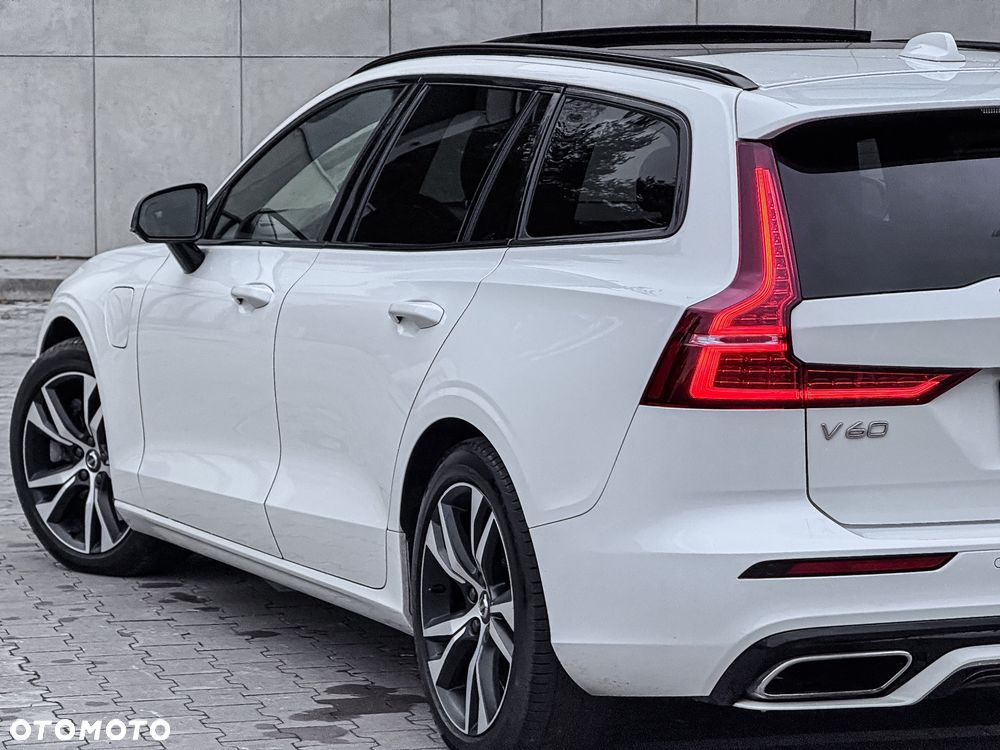 Volvo V60 T8 AWD Recharge Geartronic RDesign - 10