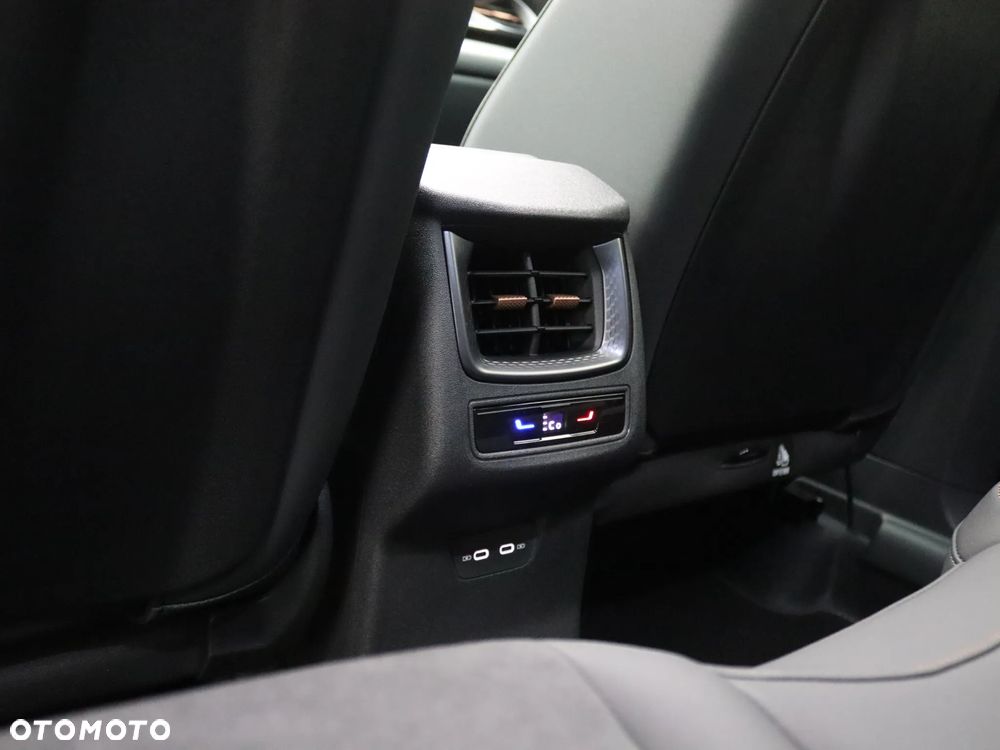 Cupra Terramar 1.5 e-Hybrid DSG - 31