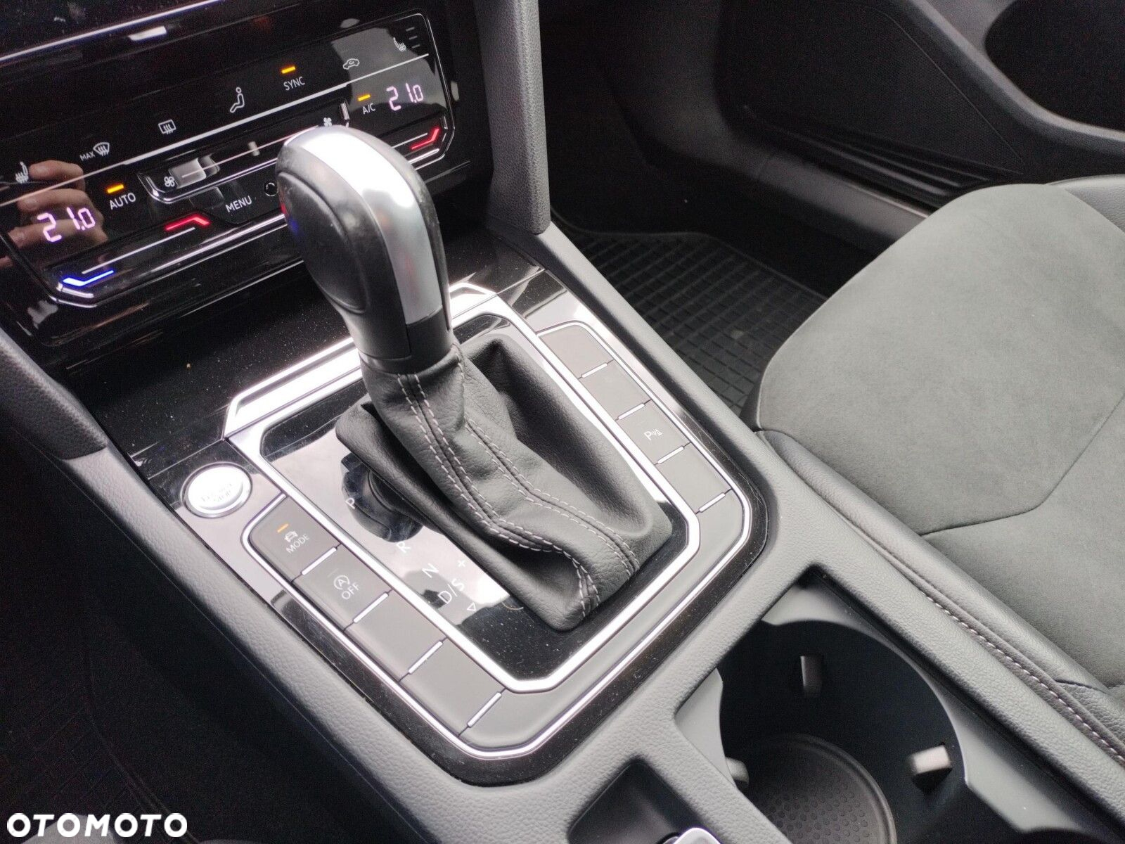 Volkswagen Arteon 2.0 TSI R-Line DSG - 15