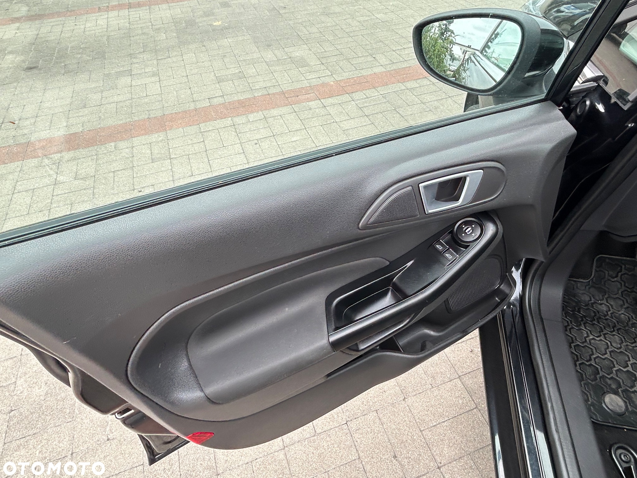 Ford Fiesta 1.25 Titanium X - 13