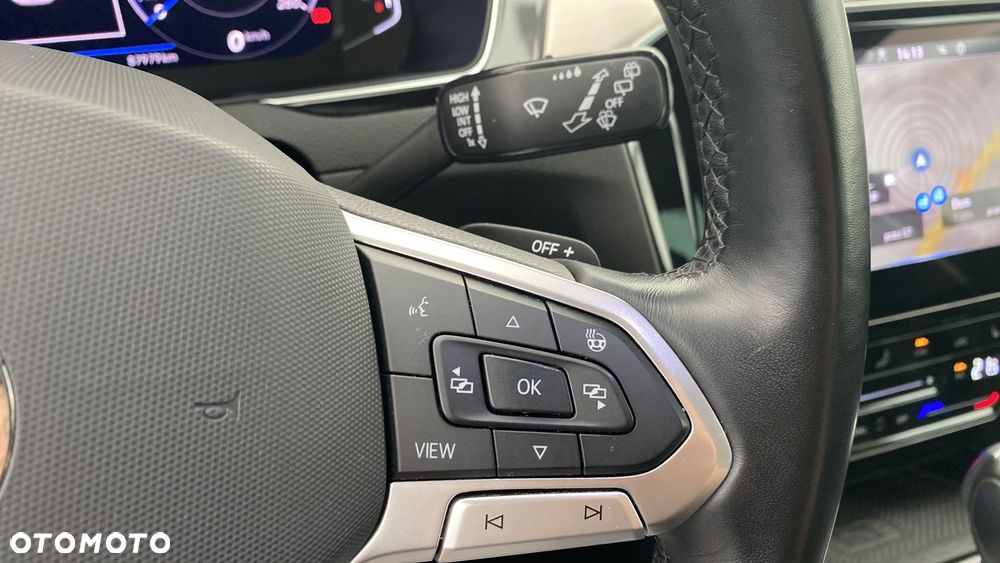 Volkswagen Passat - 23