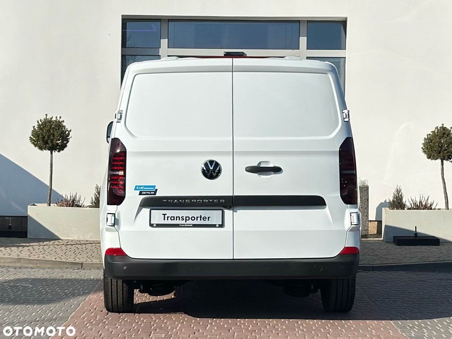 Volkswagen Transporter 2.0 TDI Manual - 4