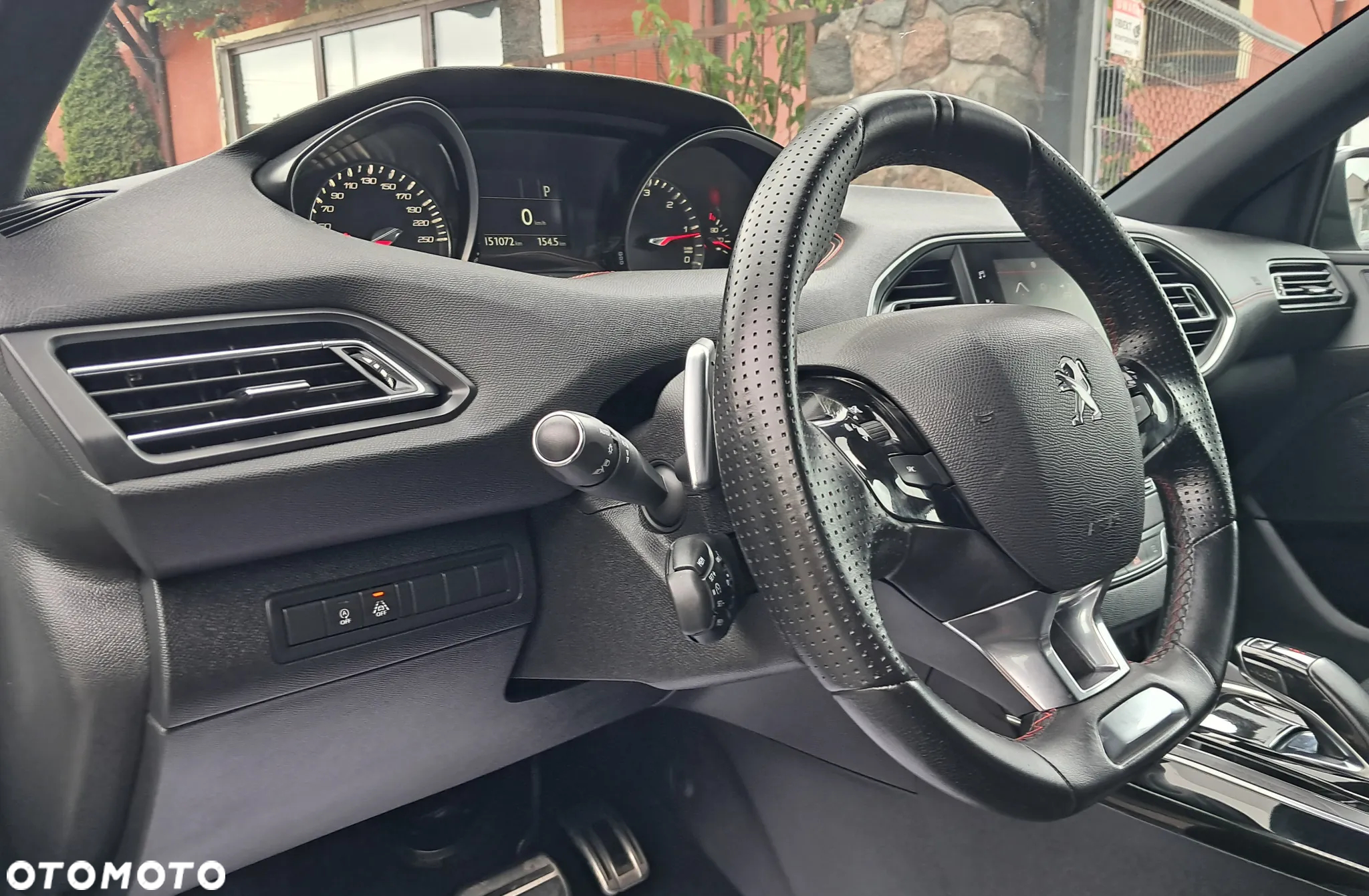 Peugeot 308 SW BlueHDi 130 EAT8 Stop & Start GT - 29