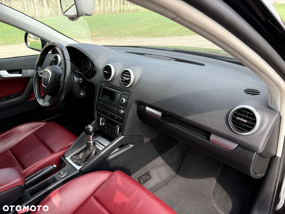 Audi A3 Sportback 1.8 TFSI Attraction - 29