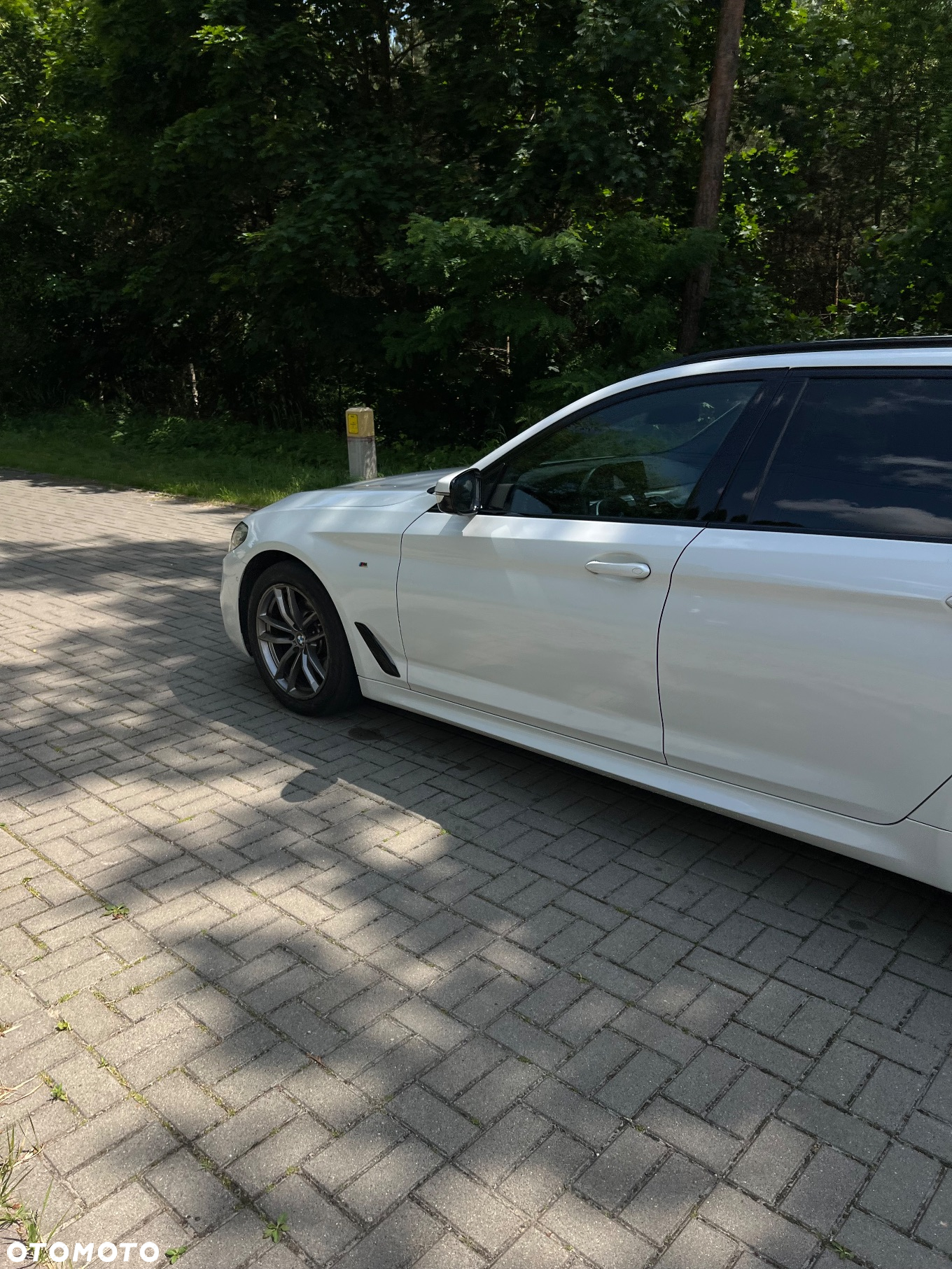 BMW Seria 5 520d Touring M Sport Edition - 14
