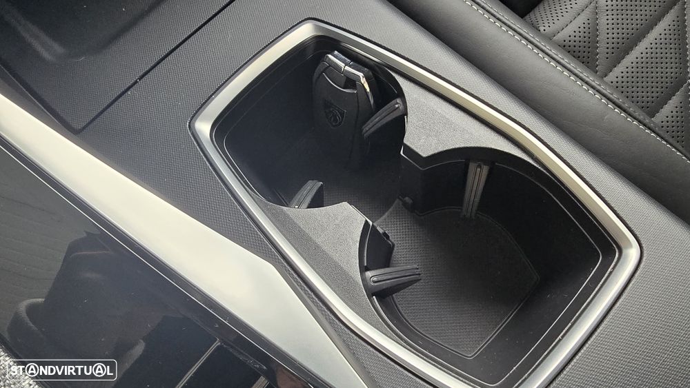 Peugeot E-3008 GT - 32