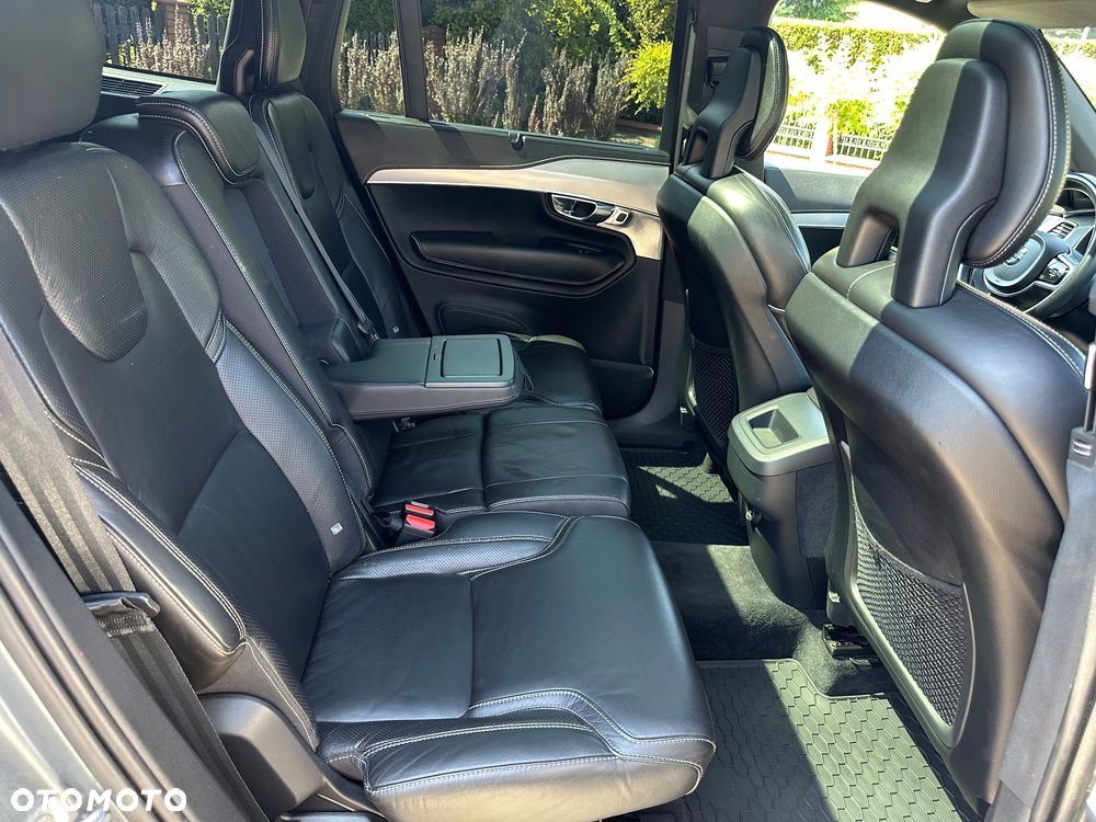 Volvo XC 90 D5 AWD R-Design - 32