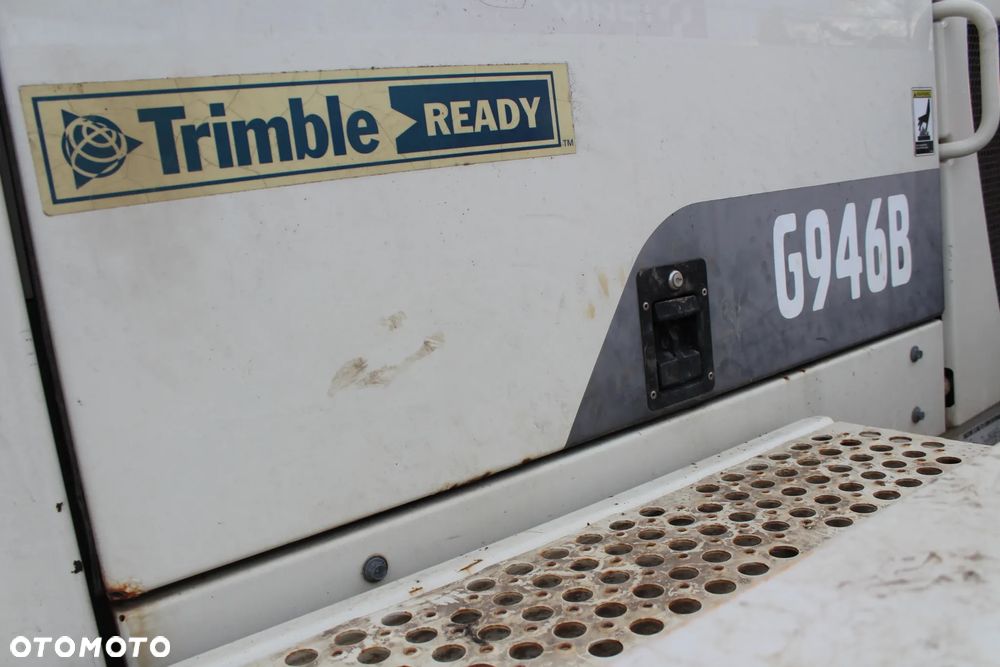 Volvo Równiarka G 946 B - 11