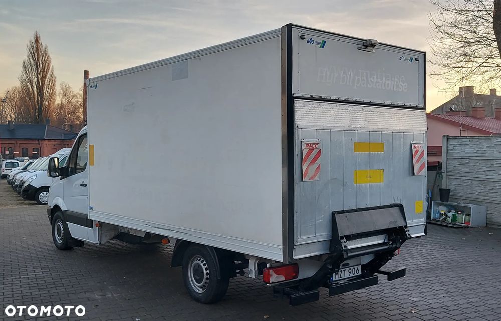 Mercedes-Benz SPRINTER - 7