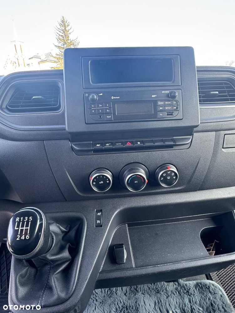 Renault Master - 16