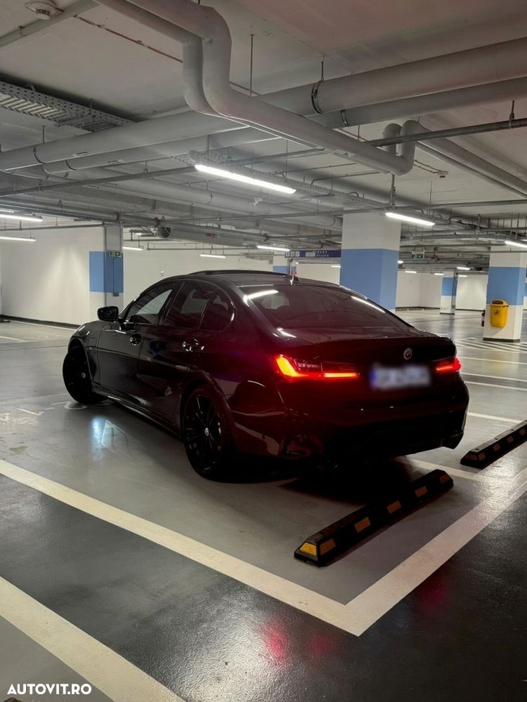 BMW Seria 3 330e xDrive Aut. M Sport - 3