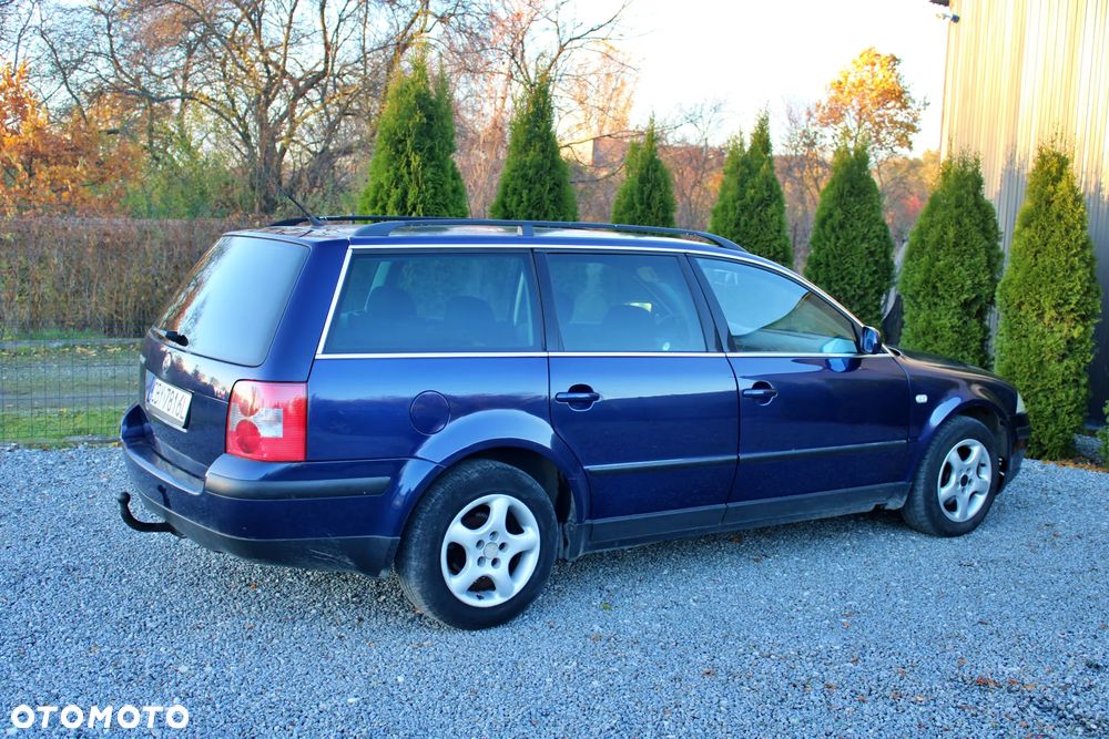 Volkswagen Passat 1.9 TDI Comfortline - 6