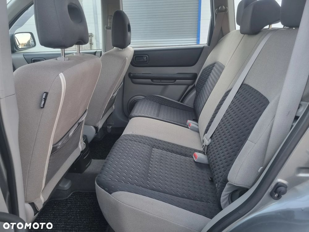 Nissan X-Trail 2.0 4x2 Comfort - 9