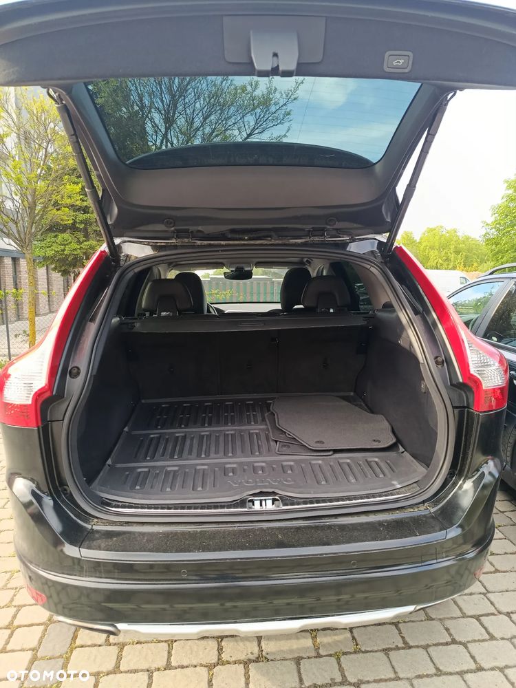 Volvo XC 60 T6 AWD Geartronic Momentum - 7