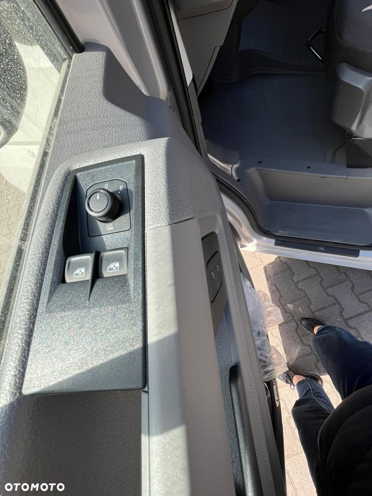 Volkswagen Crafter - 15