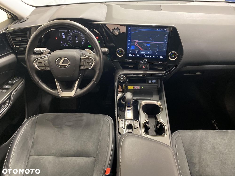 Lexus NX - 10