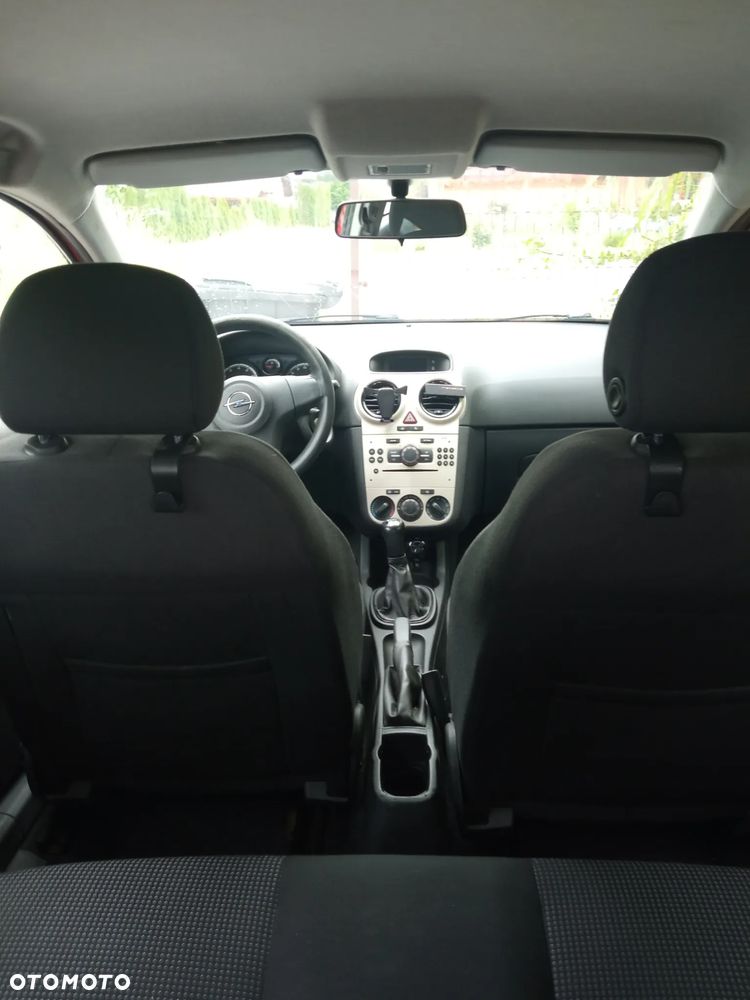 Opel Corsa 1.2 16V Cosmo - 9
