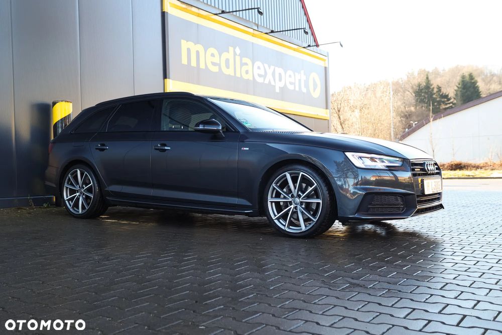 Audi A4 Avant 2.0 TDI DPF clean diesel quattro S tronic S line Sportpaket - 14