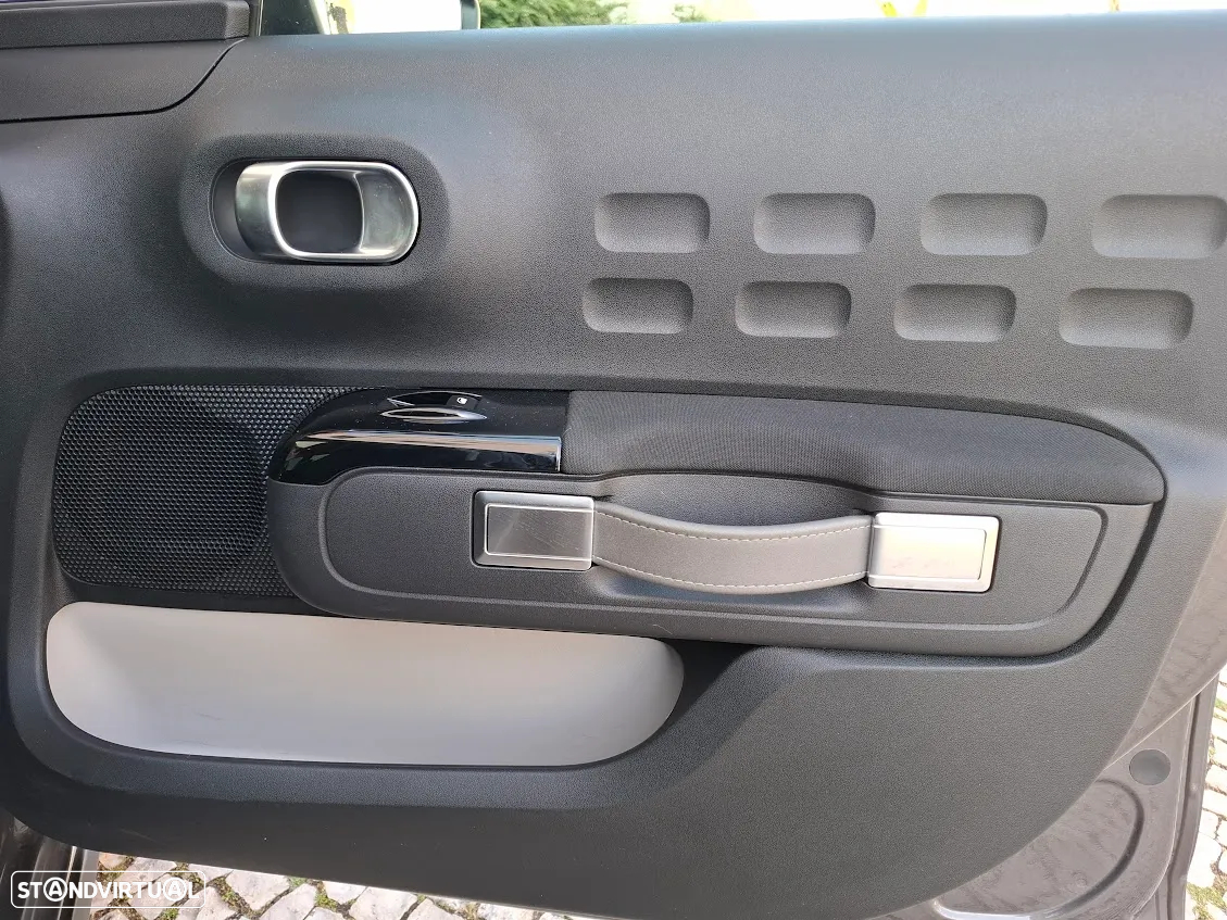 Citroën C3 1.2 PureTech Shine - 41