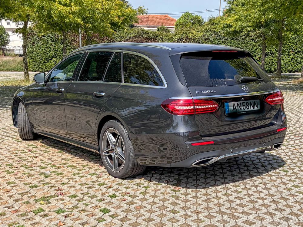 Mercedes-Benz E 300