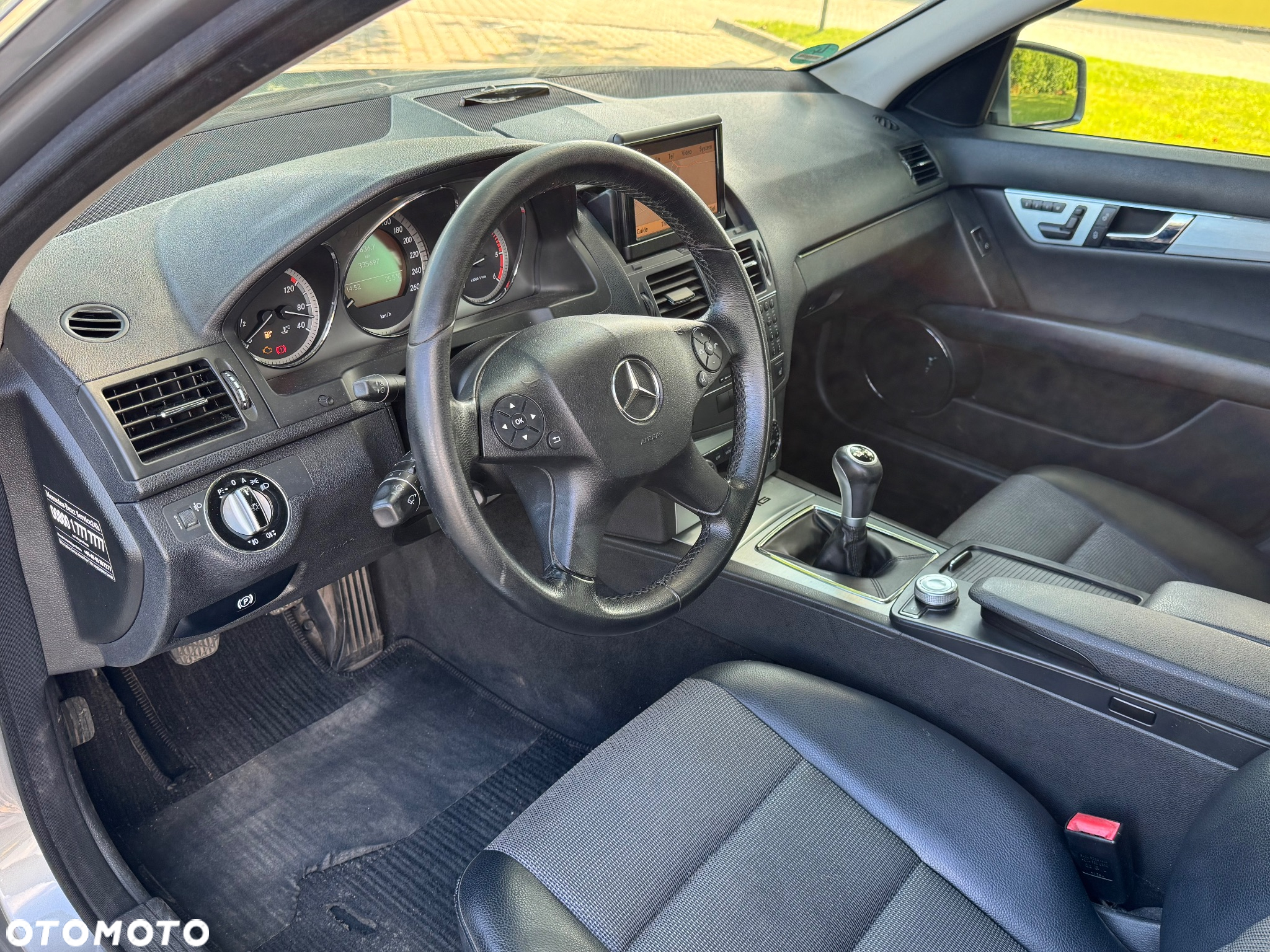 Mercedes-Benz Klasa C 220 CDI BlueEff Edition Elegance - 13