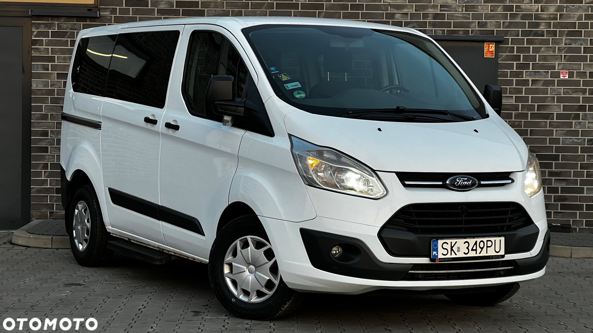Ford Transit Custom - 10