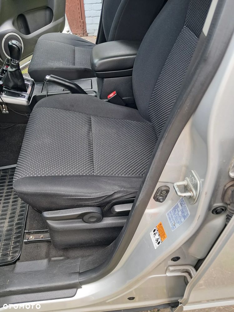 Suzuki Grand Vitara 2.0 - 29